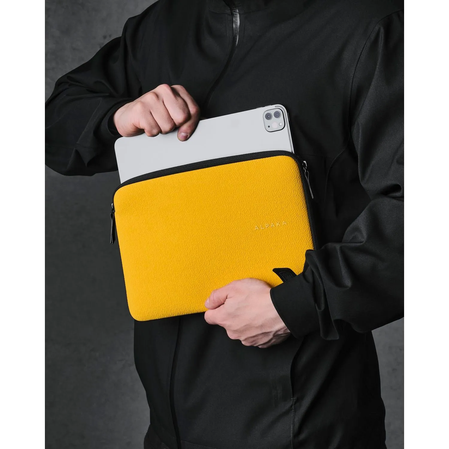 ALPAKA Slim Tablet Sleeve 11"