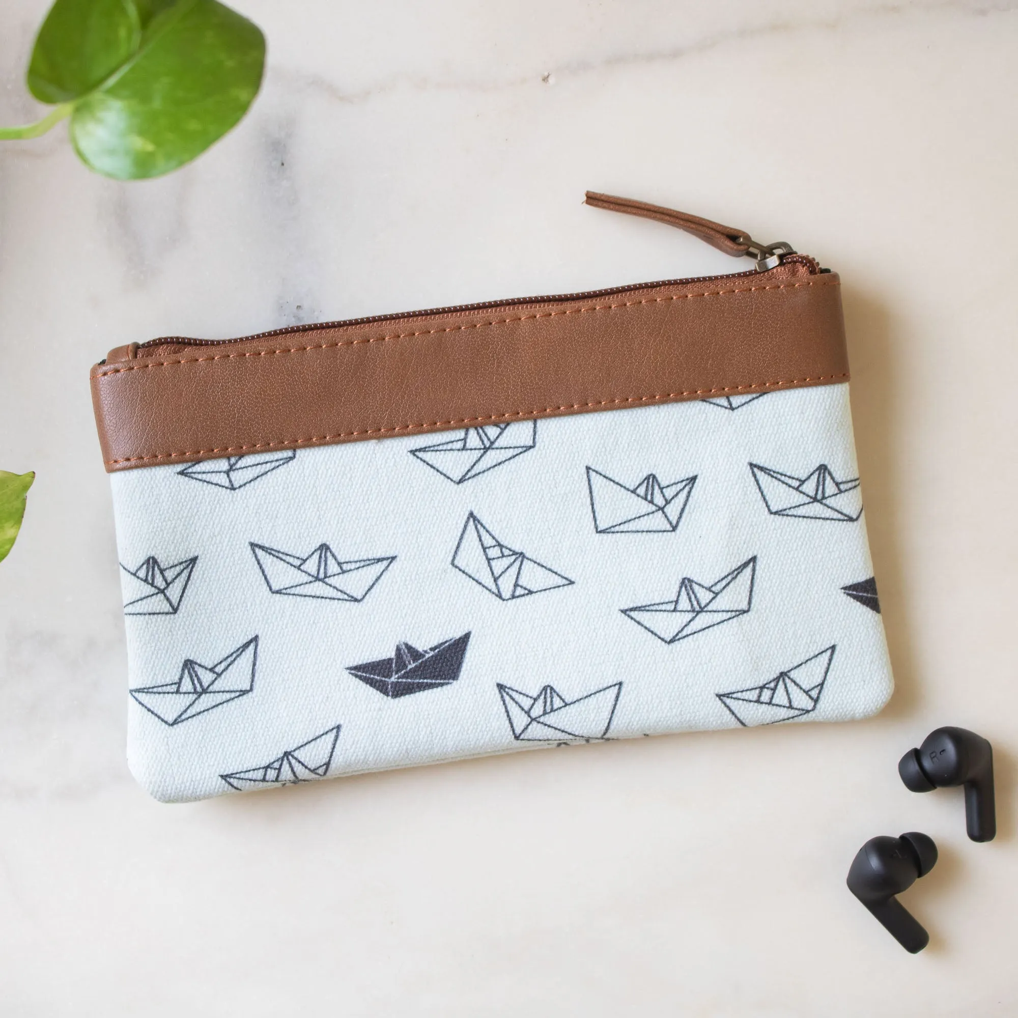 Essentials Pouch - Set of two Paper boat