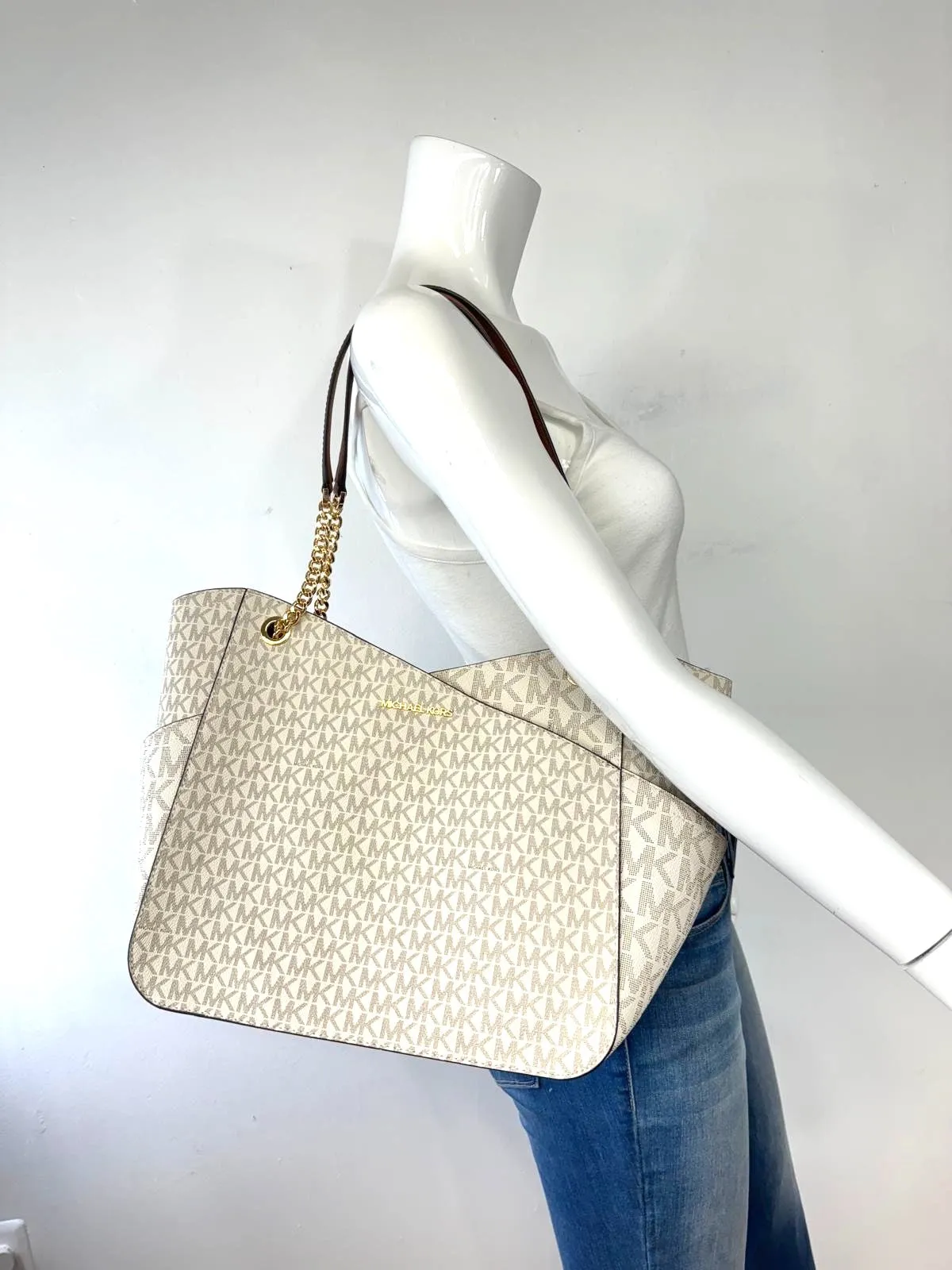 MICHAEL KORS JET SET TRAVEL LARGE CHAIN TOTE BAG