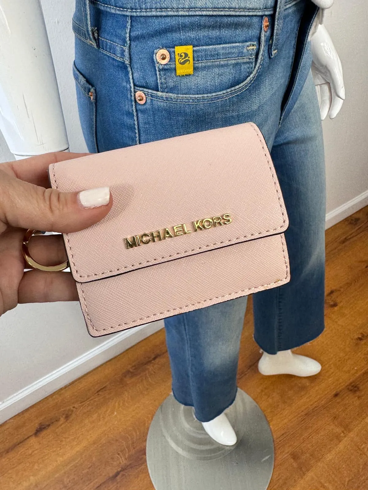MICHAEL KORS SAFFIANO LEATHER CARD CASE WALLET