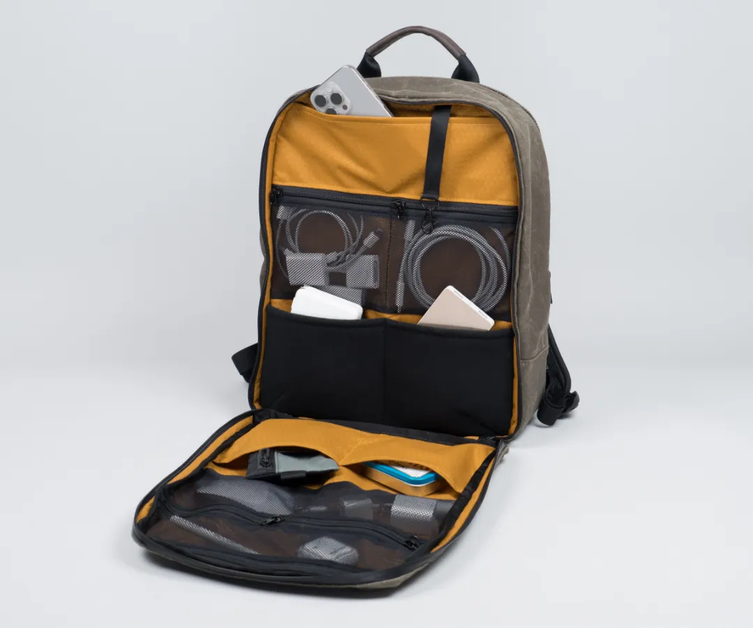 Tech Folio Backpack