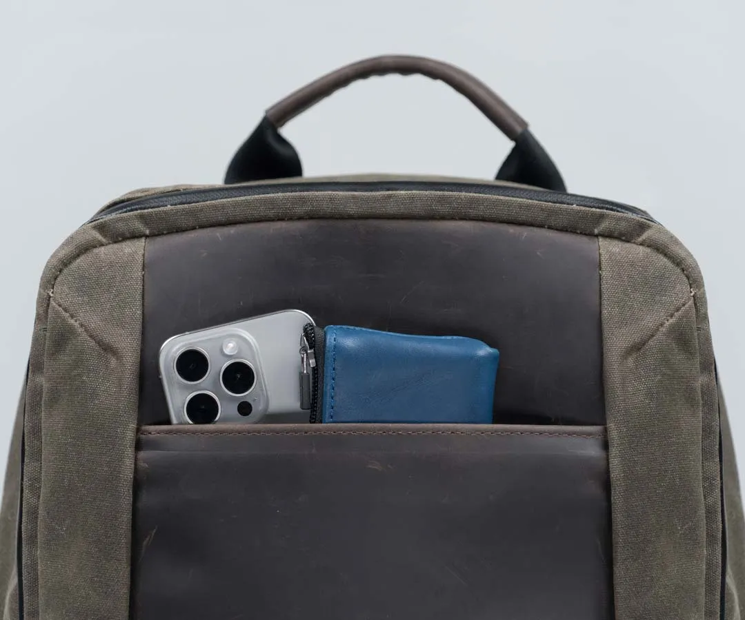 Tech Folio Backpack